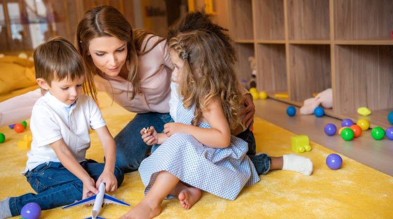 Przedszkole językowe a rozwój mowy – czy nauka dwóch języków nie wprowadza zamieszania?